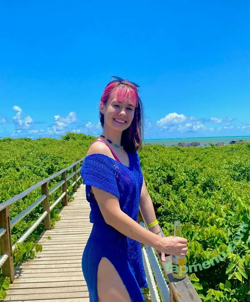 Julia K Barni nude photo #0350 (juliakbarni)