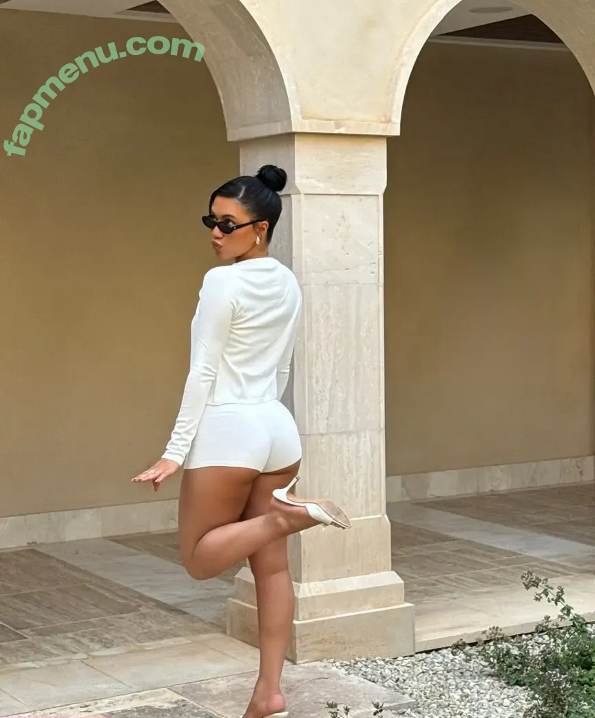 Julia Kelly nude photo #0072 (missjuliakelly)