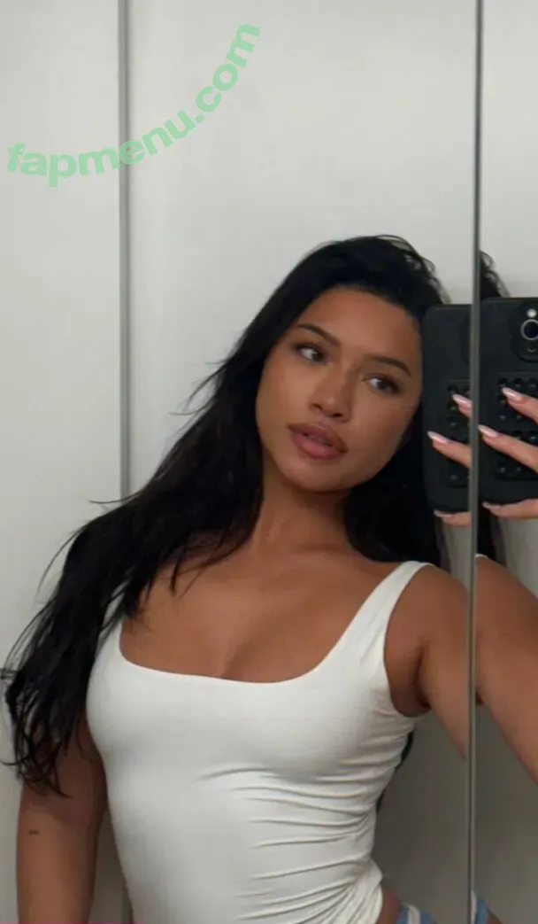 Julia Kelly nude photo #0111 (missjuliakelly)