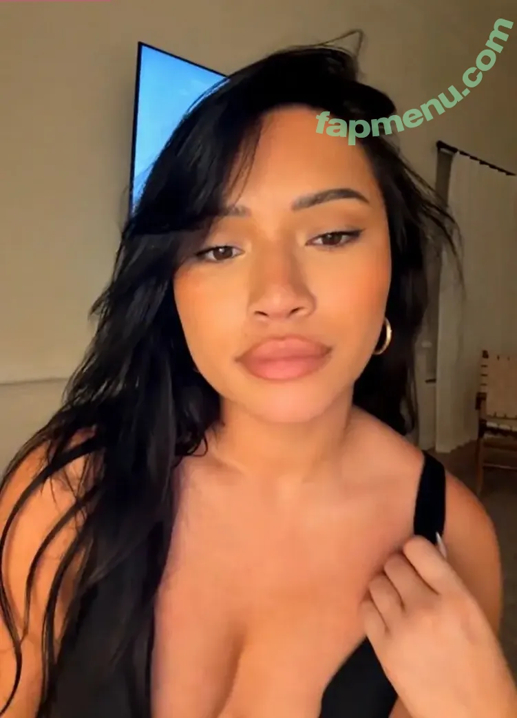 Julia Kelly nude photo #0129 (missjuliakelly)