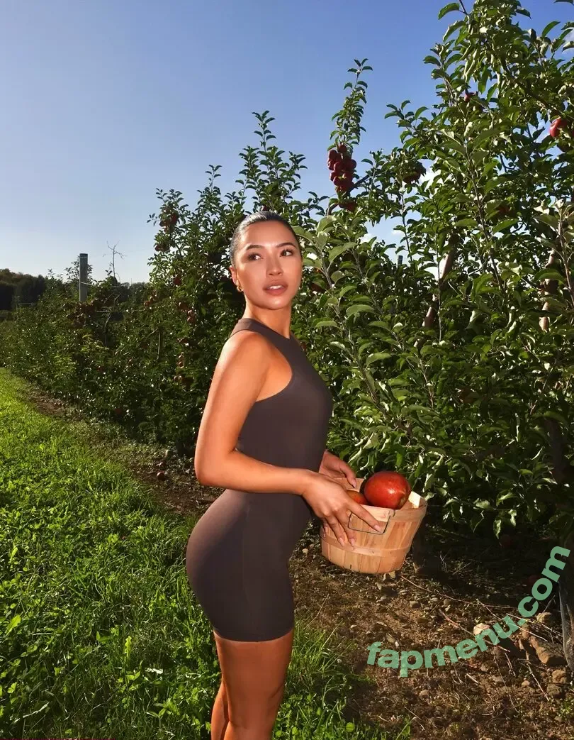 Julia Kelly nude photo #0227 (juliakelly / missjuliakelly)