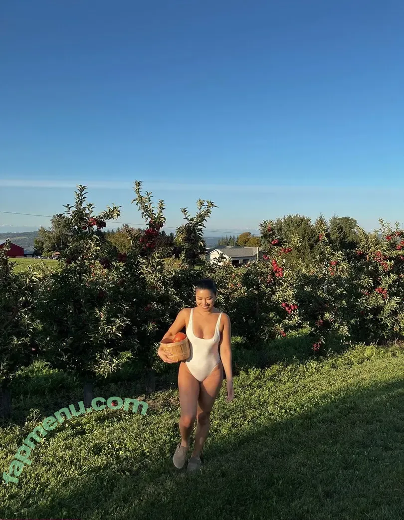 Julia Kelly nude photo #0230 (juliakelly / missjuliakelly)