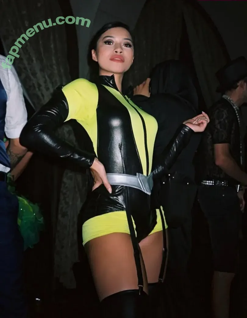 Julia Kelly nude photo #0338 (missjuliakelly)