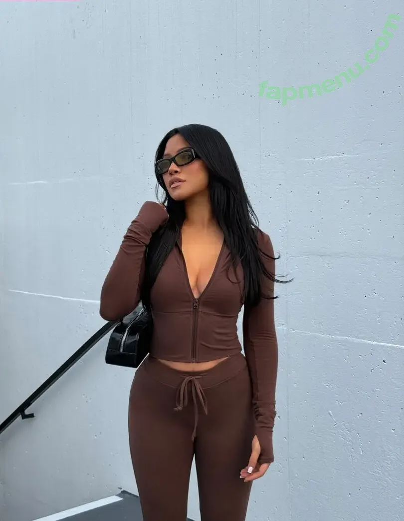 Julia Kelly nude photo #0349 (missjuliakelly)