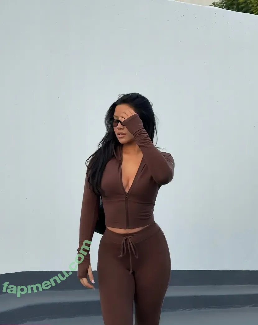 Julia Kelly nude photo #0351 (missjuliakelly)