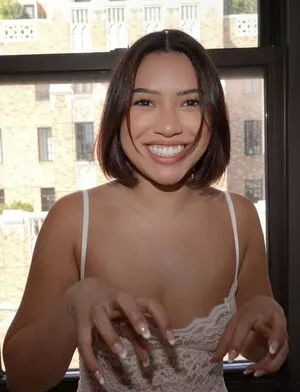 Julia Kelly / missjuliakelly / thesophiakelly nude photo #0577