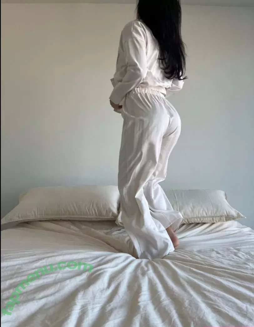 Julia Kelly nude photo #0083 (missjuliakelly / thesophiakelly)