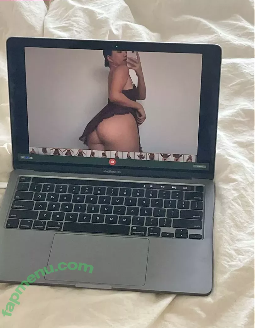 Julia Kelly nude photo #0151 (missjuliakelly / thesophiakelly)