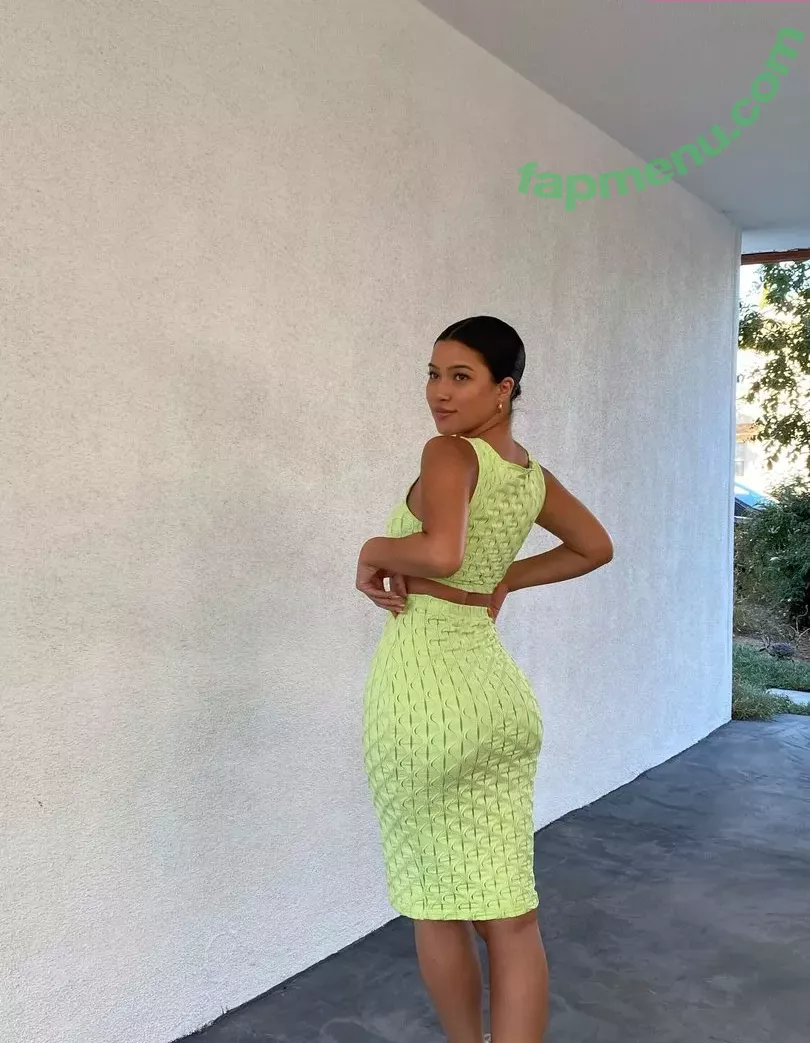 Julia Kelly nude photo #0156 (missjuliakelly / thesophiakelly)