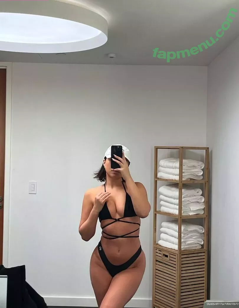 Julia Kelly nude photo #0640 (missjuliakelly / thesophiakelly)