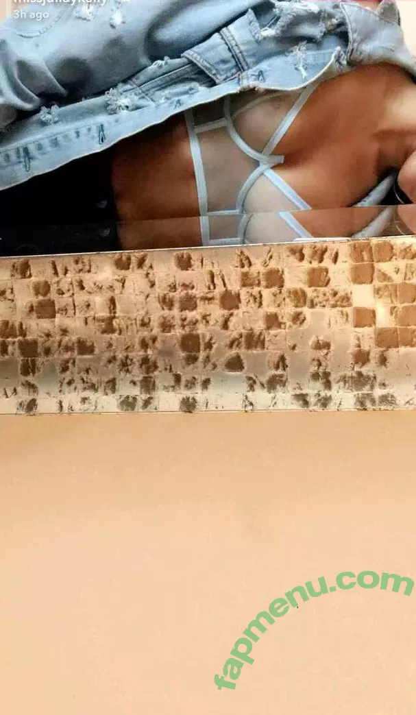 Julia Kelly nude photo #0808 (missjuliakelly / thesophiakelly)