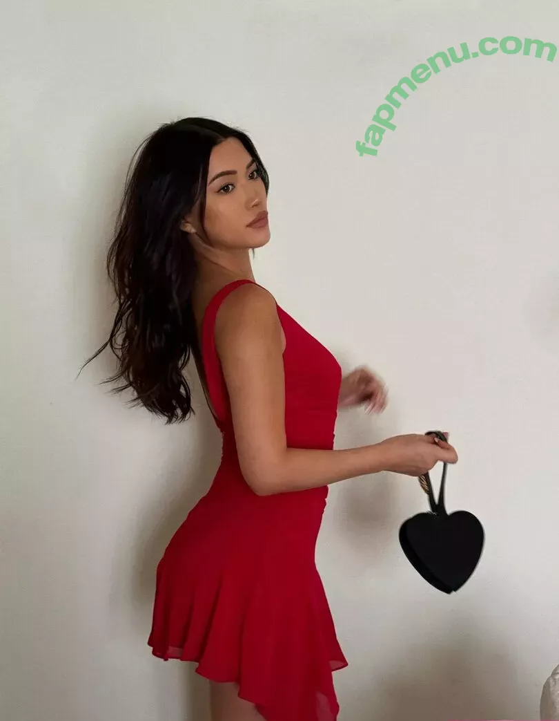 Julia Kelly nude photo #0868 (missjuliakelly / thesophiakelly)