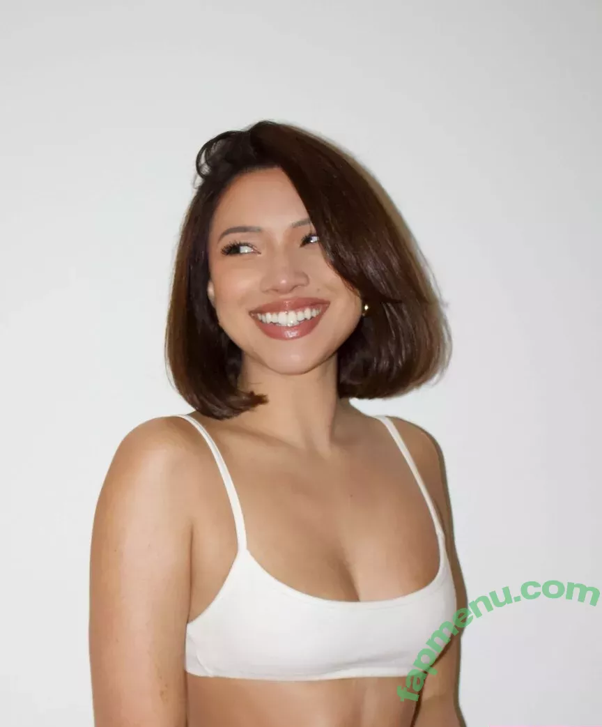 Julia Kelly nude photo #0914 (missjuliakelly / thesophiakelly)