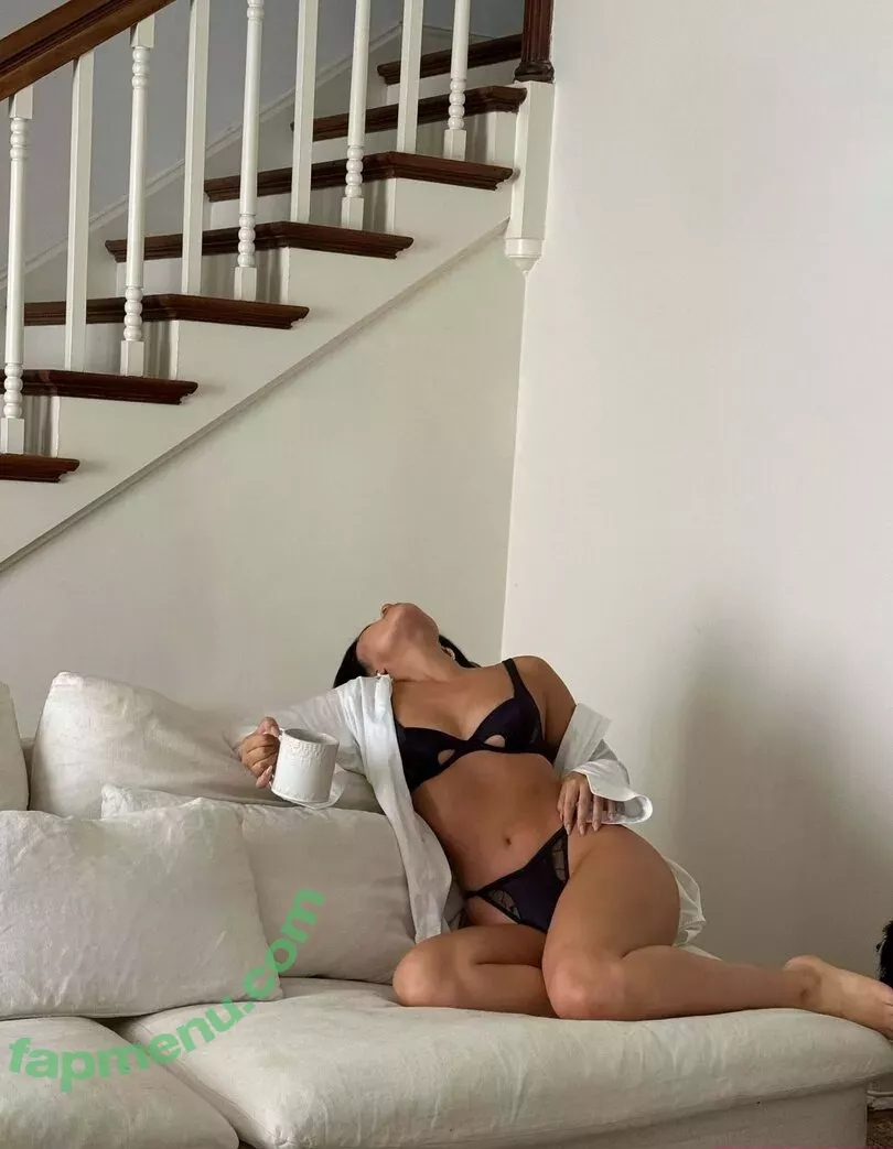 Julia Kelly nude photo #0916 (missjuliakelly / thesophiakelly)