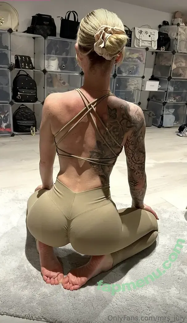 Julia Kern nude photo #0050 (mischiidc)