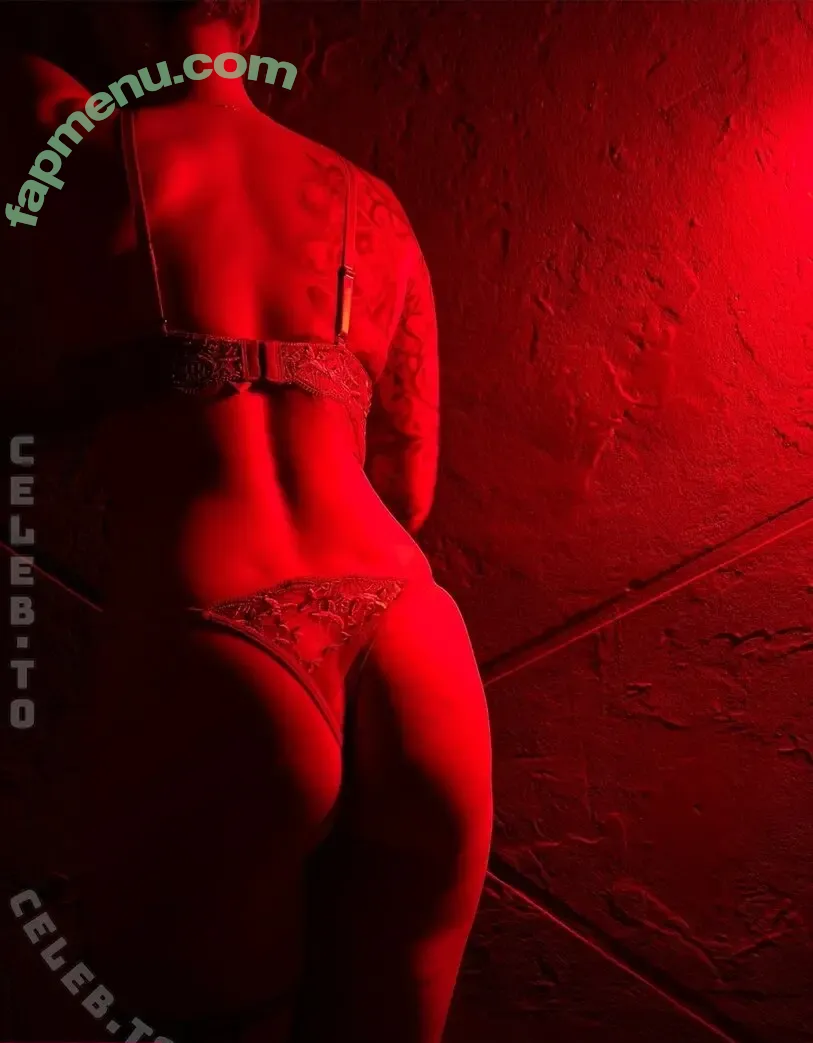 Julia Kern nude photo #0084 (die_kernis / july_kern_ / mrs_july)