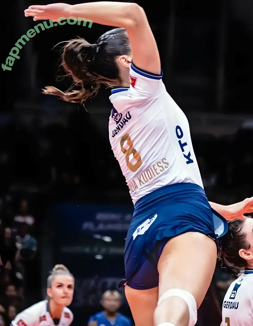 Julia Kudiess nude photo #0088 (juliakudiess)