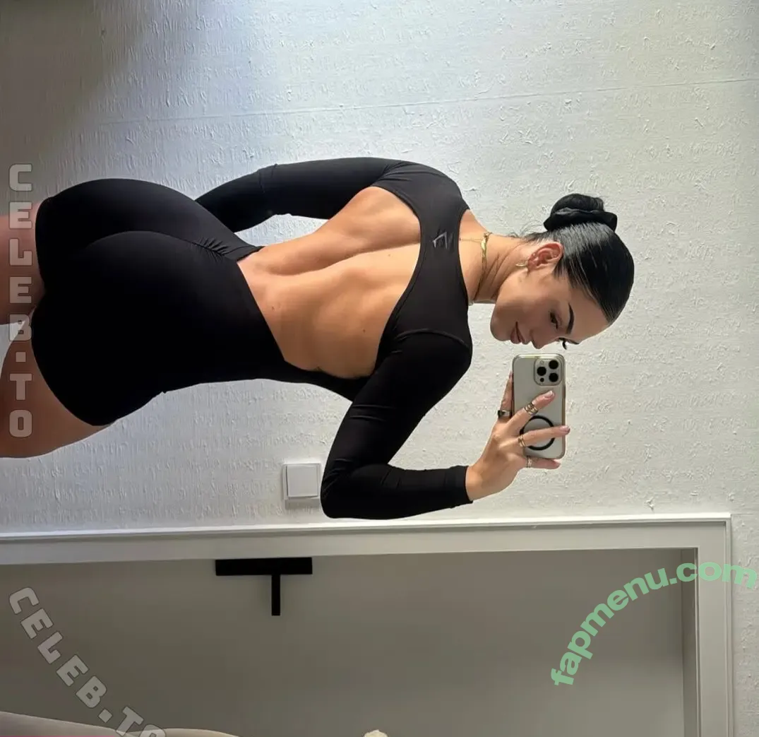 Julia Leonie nude photo #0041 (julialni)