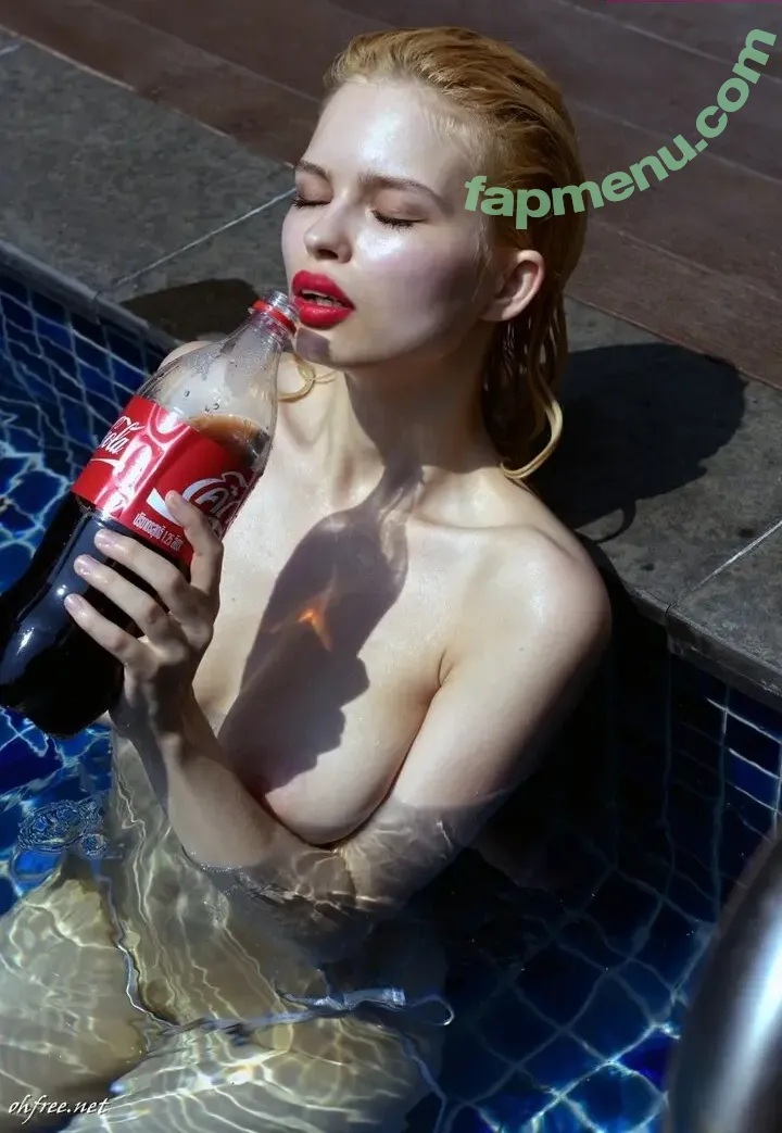 Julia Logacheva nude photo #0023 (Julia Logacheva)