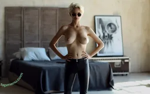 Julia Logacheva / juleslogacheva / julia__logan / julia_logacheva nude photo #0011