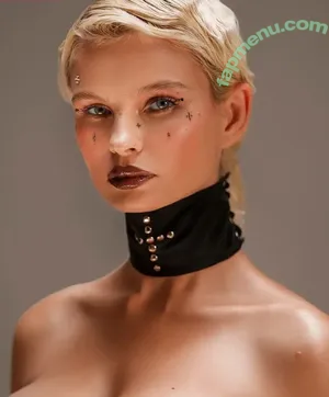 Julia Logacheva / juleslogacheva / julia__logan / julia_logacheva nude photo #0019