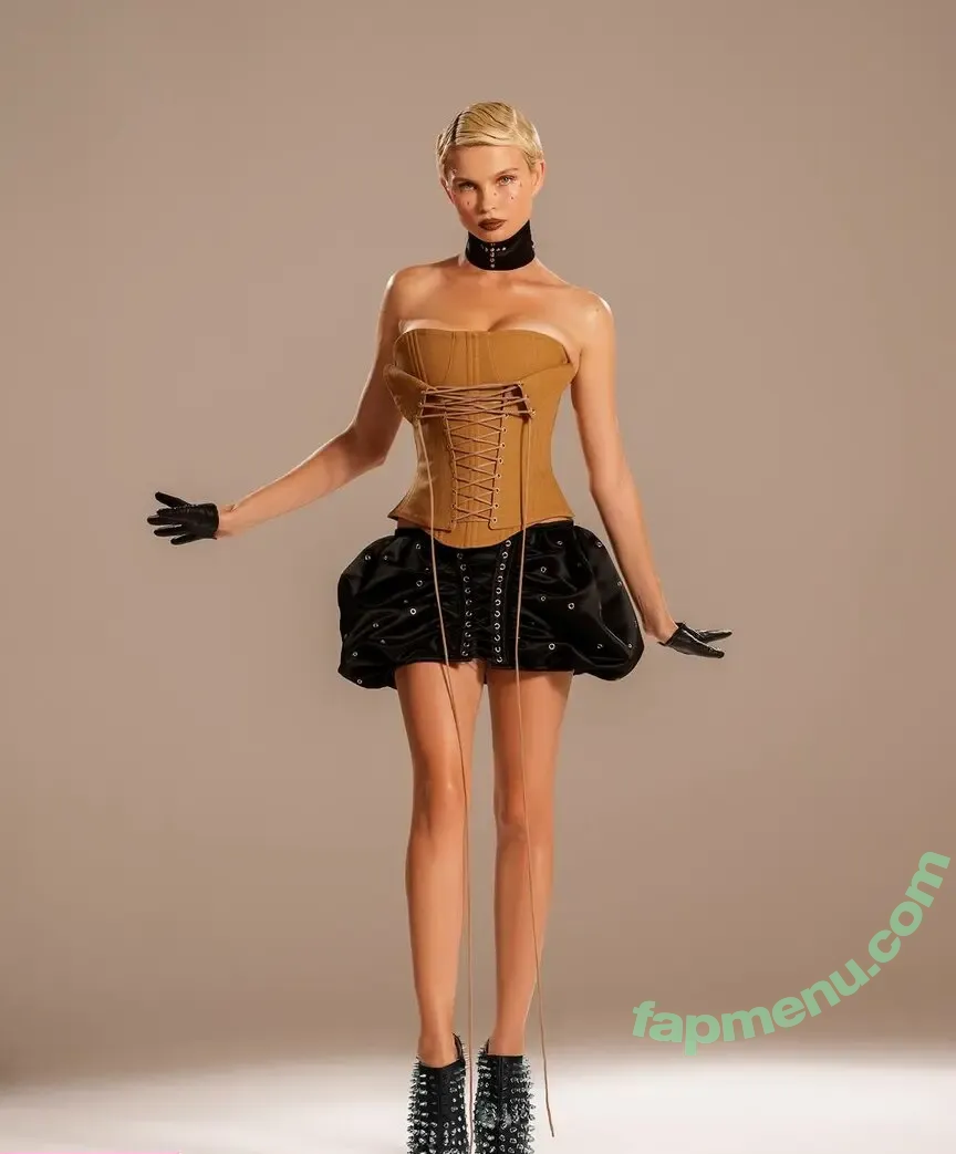 Julia Logacheva nude photo #0018 (juleslogacheva / julia__logan)