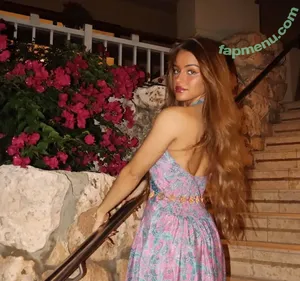 Julia Molinari / Jumo / juliahmolinari / ludmiimolinari nude photo #0048