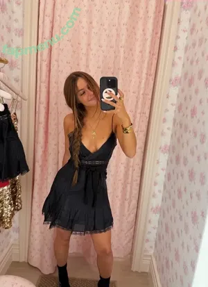 Julia Molinari / Jumo / juliahmolinari / ludmiimolinari nude photo #0053