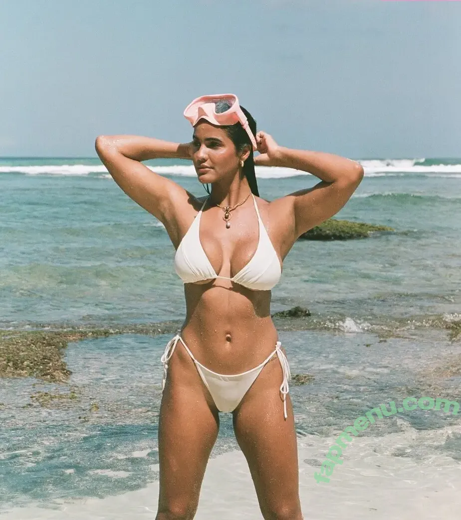 Julia Muniz Robinson nude photo #0031 (juliamuniz)