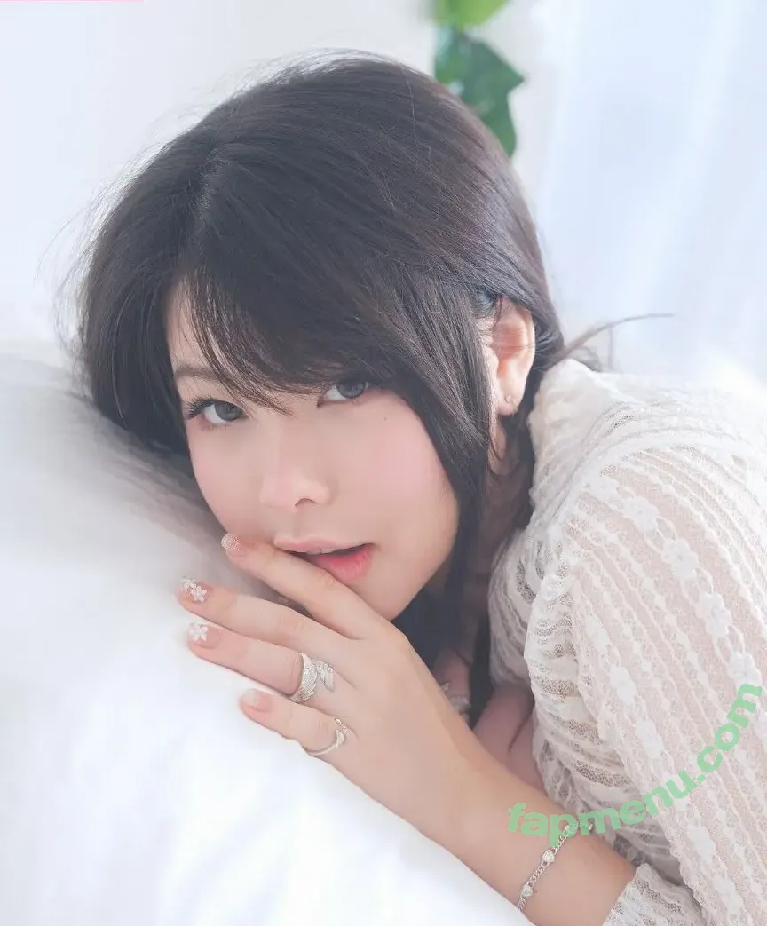 Júlia Nakamura nude photo #0016 (Mayumi / jumayumin1)