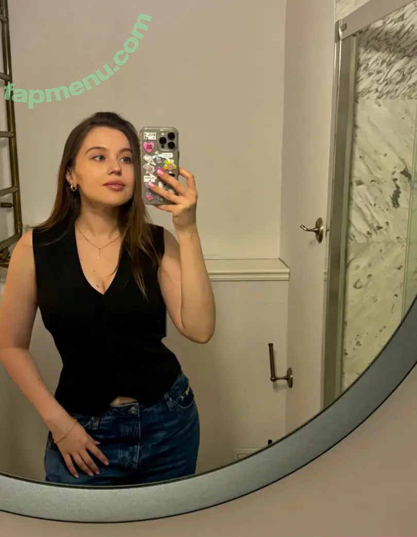 Julia Oliver nude photo #0052 (julia.oliver / juoliver.ceo)