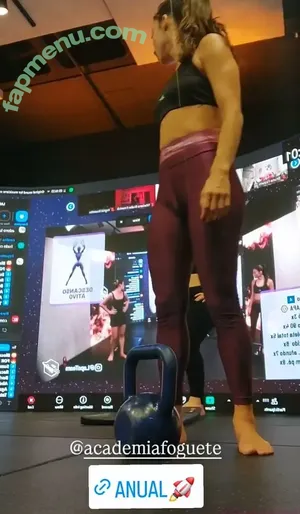 Júlia Oristanio / juoristanio nude photo #0200