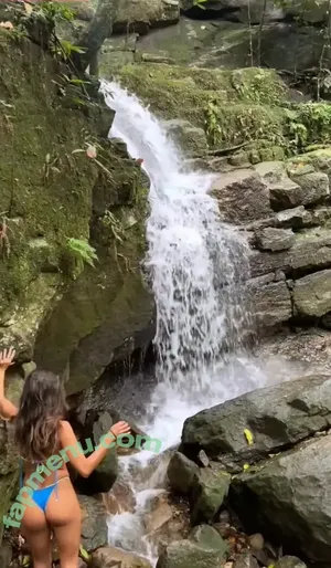 Júlia Oristanio / juoristanio nude photo #0203