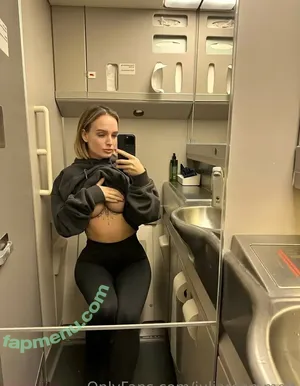 Julia Römmelt / juliaroemmelt nude photo #0084