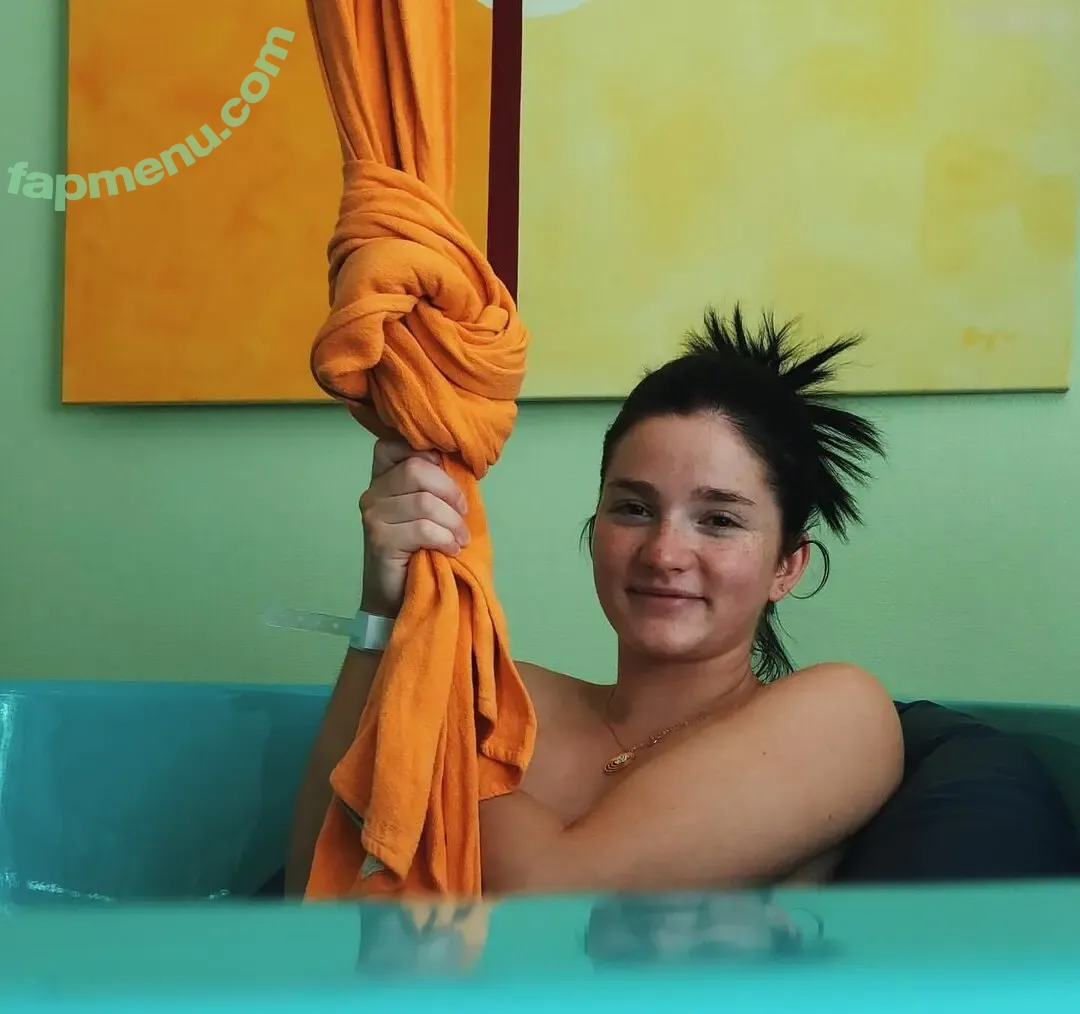 Julia Schulze nude photo #0001 (Julita_fit / julia.thiele_family)