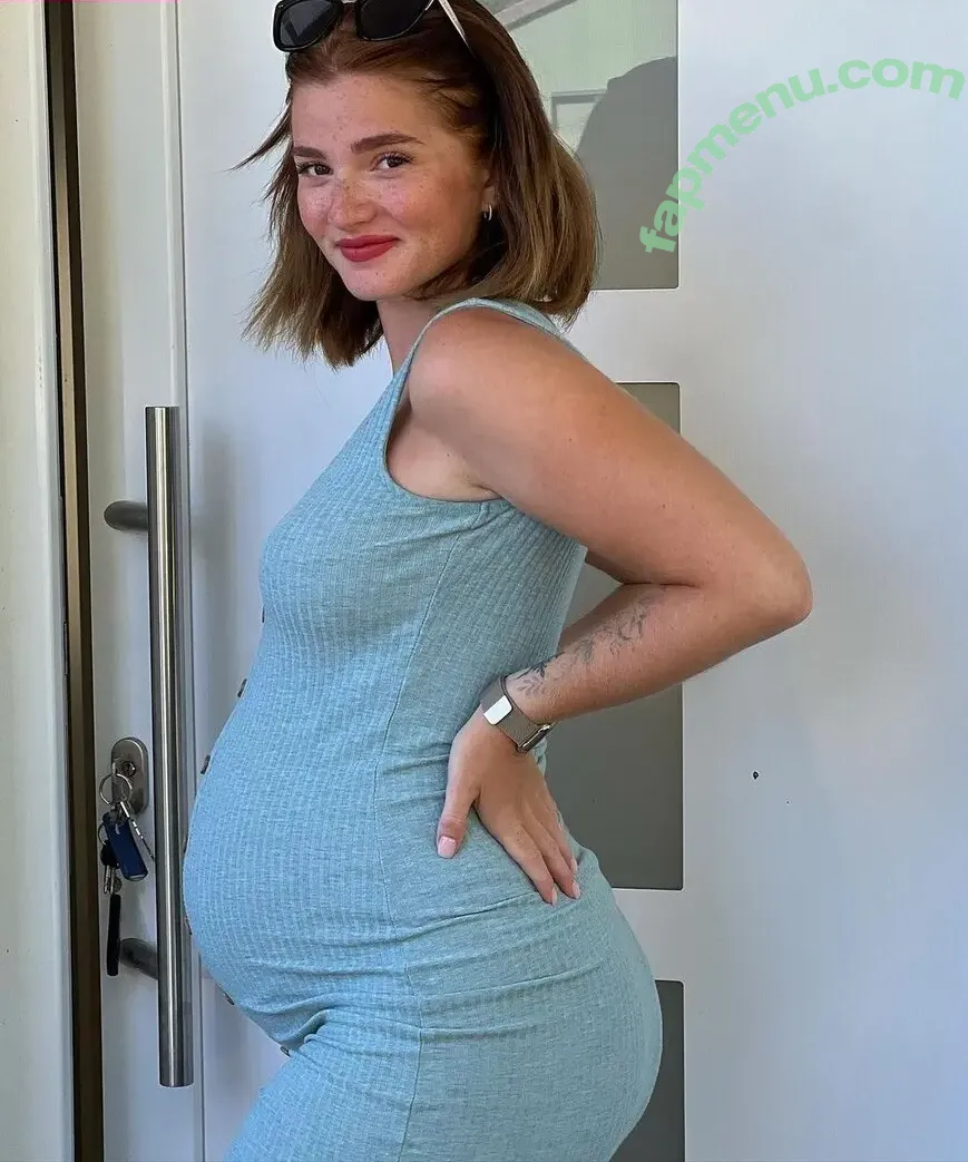 Julia Schulze nude photo #0022 (julia.schulze_official)