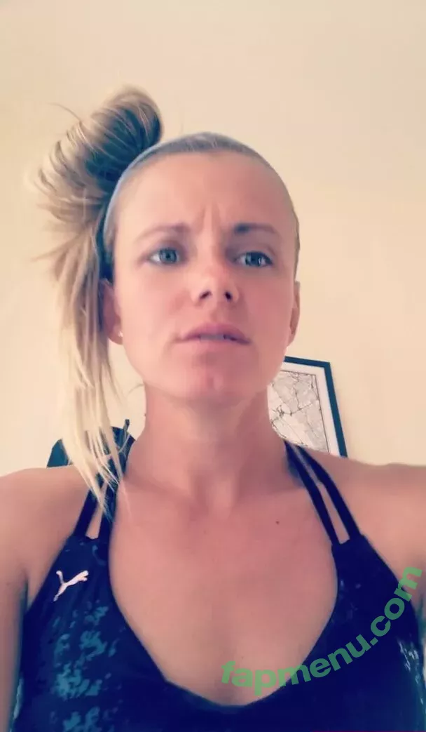 Julia Simic nude photo #0009 (simicjulia)