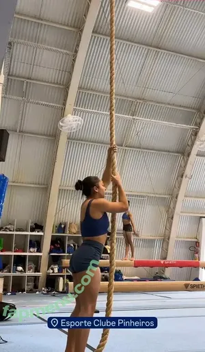 Julia Soares / juju_bsoares / u192041219 nude photo #0140