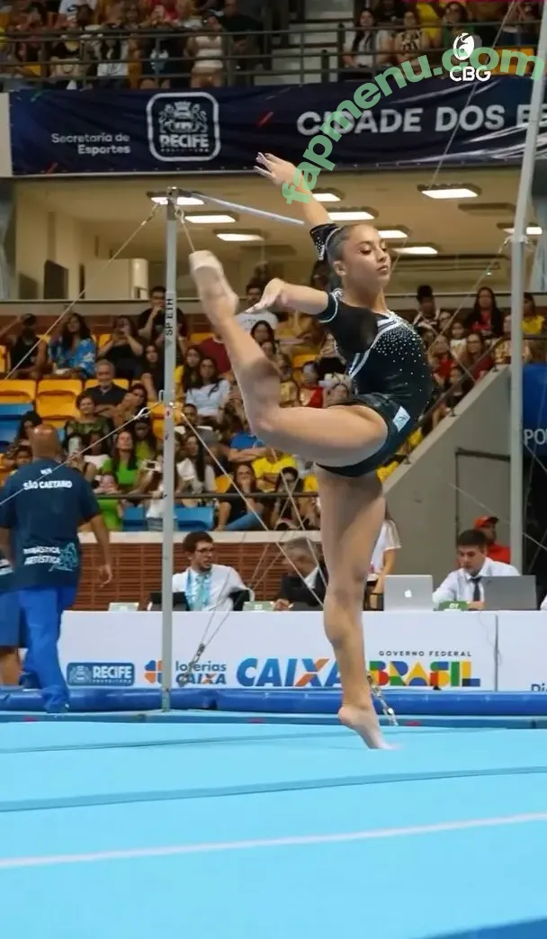 Julia Soares nude photo #0131 (juju_bsoares / u192041219)