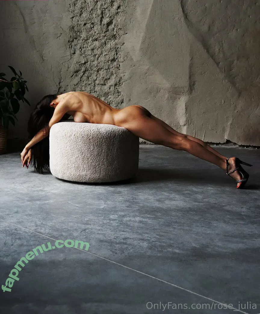 julia_werber nude photo #0003 (julia_werber)