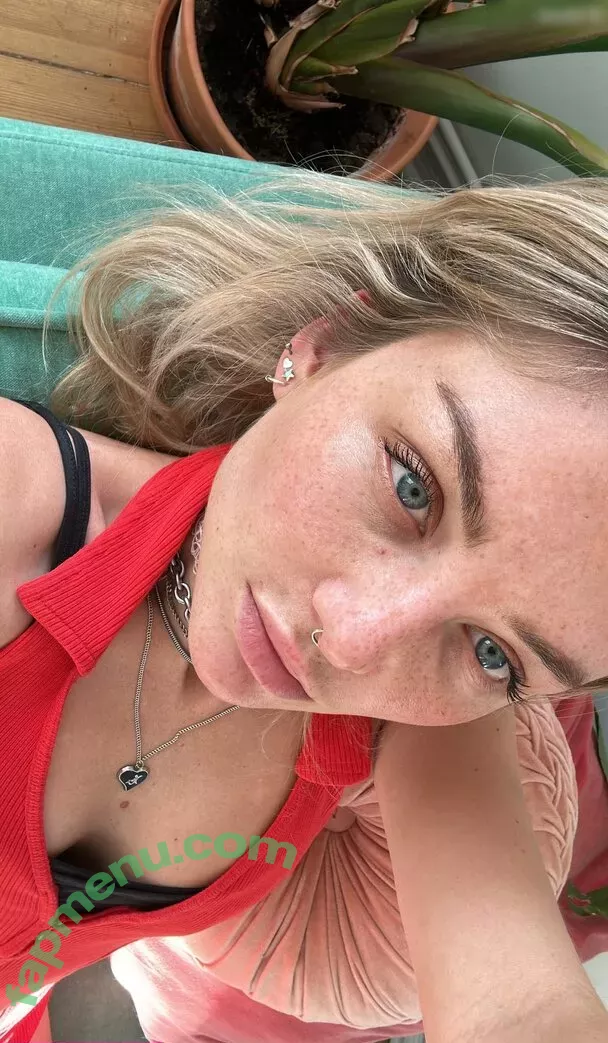Julia Wulf nude photo #0885 (Juleslw)