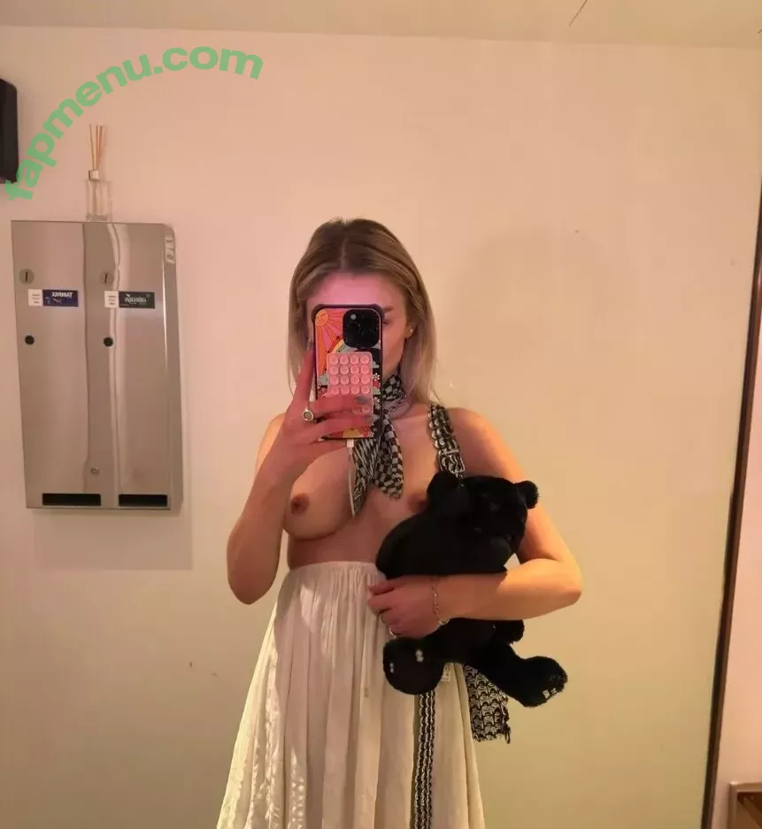 Julia Wulf nude photo #0895 (Juleslw)
