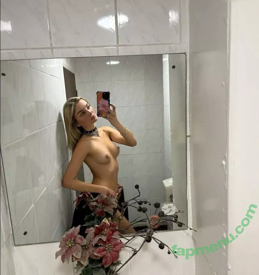 Julia Wulf nude photo #0897 (Juleslw)