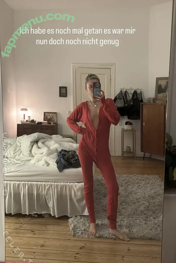 Julia Wulf nude photo #1223 (Juleslw)