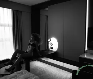 Julia Yaroshenko / thejoolz / thejulia / thejuliay / yaroshenko.julia nude photo #0777