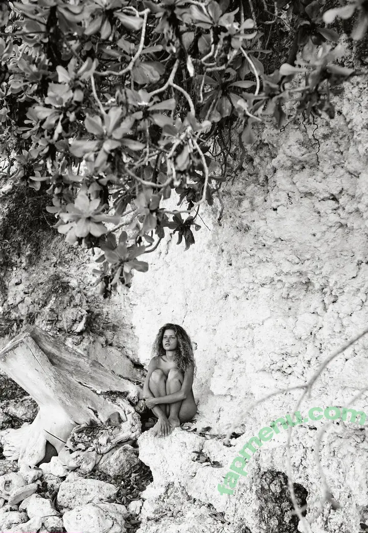 Julia Yaroshenko nude photo #0744 (thejoolz / thejulia / thejuliay / yaroshenko.julia)