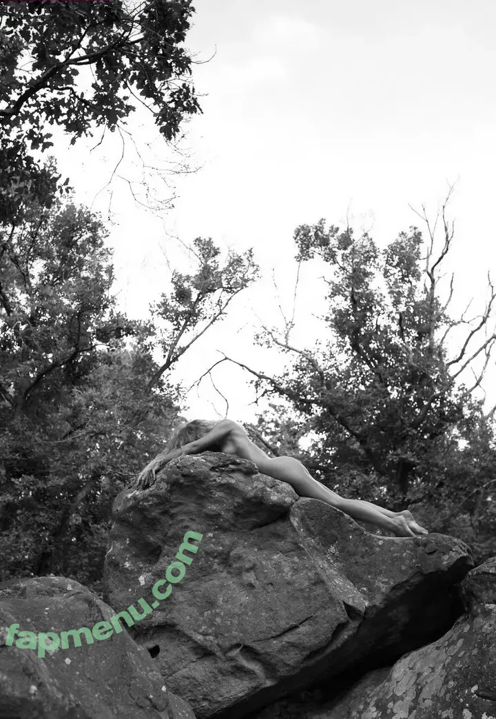 Julia Yaroshenko nude photo #0753 (thejoolz / thejulia / thejuliay / yaroshenko.julia)