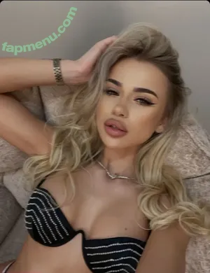 Julia054 / frias.julia54 / j_julia / julia.pic nude photo #0057