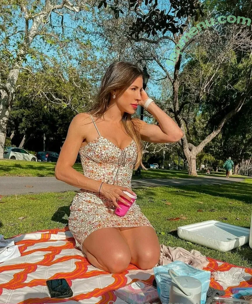 juliaalende nude photo #0033 (juliaalende)