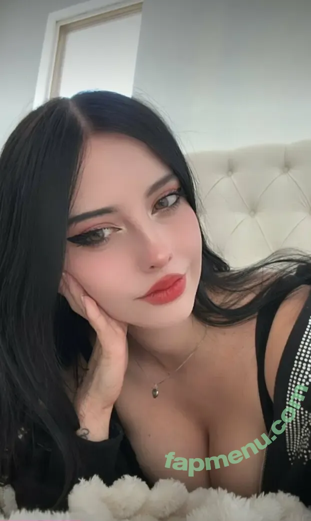 juliaburch nude photo #0007 (juliaburch)